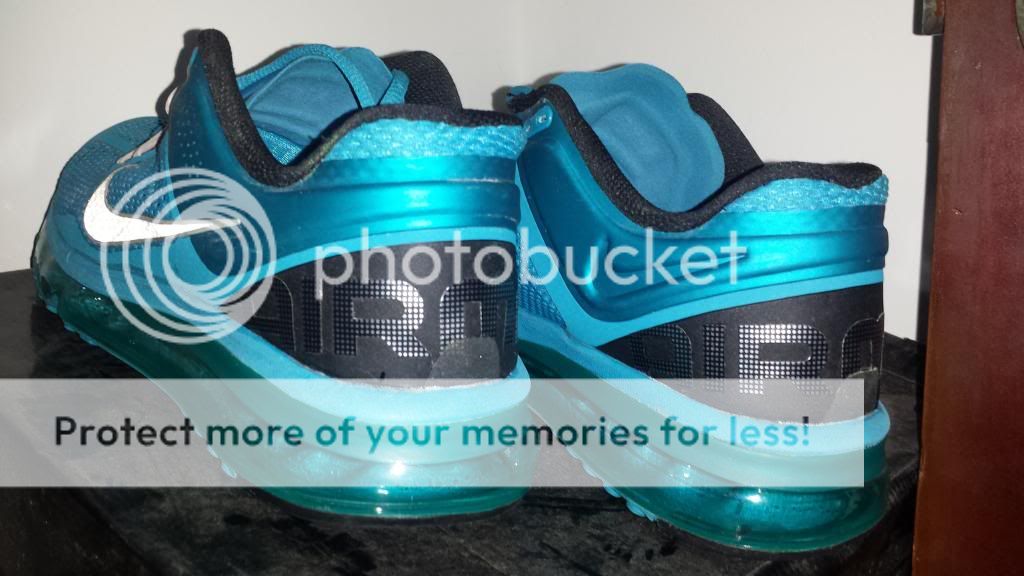Bán lại đôi giày Nike Air Max 2013 - 2