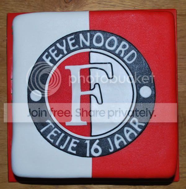 http://i539.photobucket.com/albums/ff357/brendavda/071feyenoord1.jpg